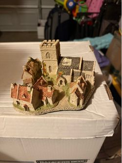 Winter cottage collectible