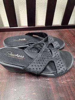 Skechers