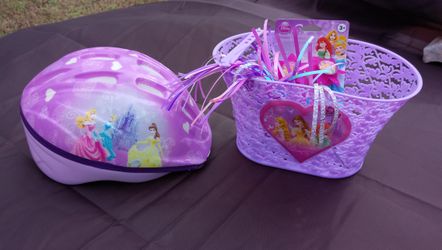 PRINCESS HELMET, BASKET AND STREAMERS LOT PURPLE