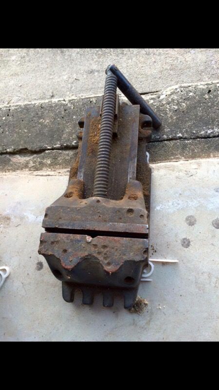 Cardinal 8B quick acting heavy duty 8" drill press vise