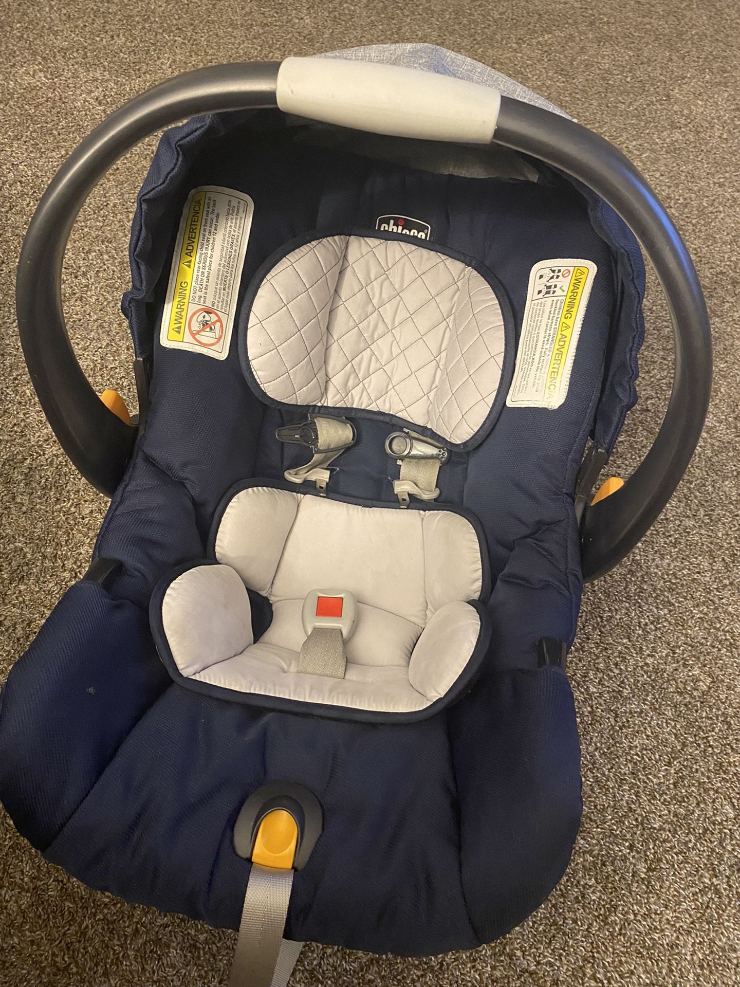 Chicco Infant Car Seat And Base