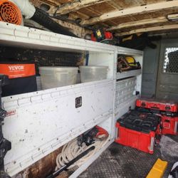 Van Shelfs 