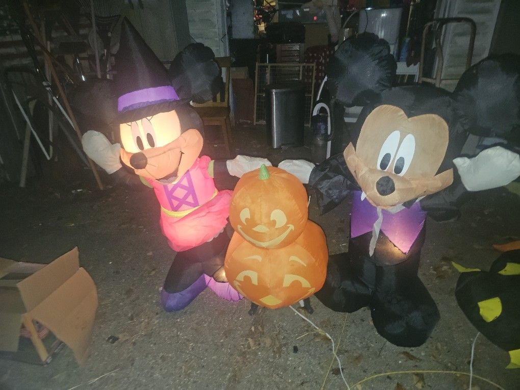 Price Is Firm.. Mickey Mouse And Minnie Mouse Halloween Blow Up