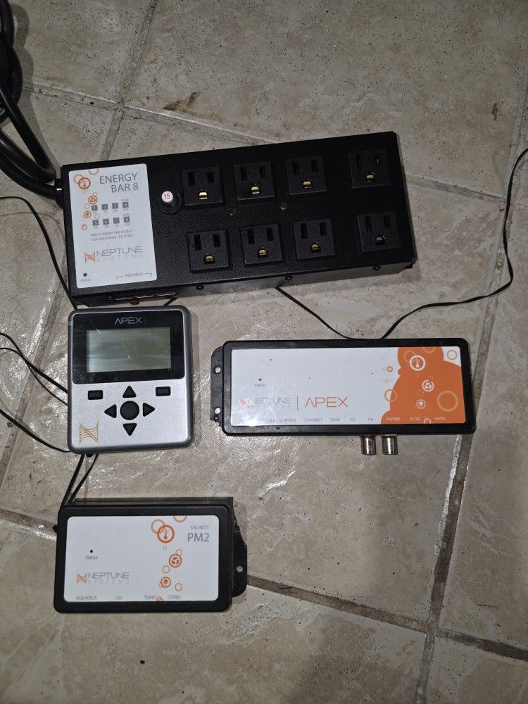 Neptune Apex Classic + Other Items