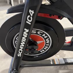 Schwinn IC4 Indoor Cycling Bike