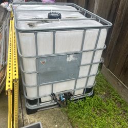 275 Gallon Tank 