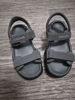Jordan Sandals Gray Velcro Strap Size 6.5
