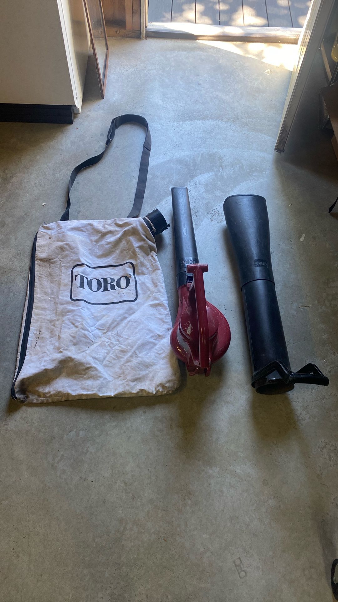 Toro rake And vac Electric Blower