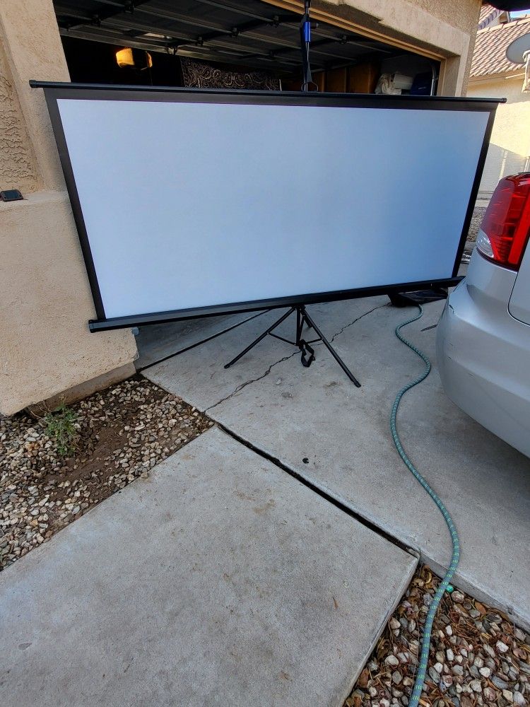 PROJECTOR Screen