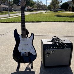 Beautiful Fender (squire) Strat Mini With Fender Frontman 15G Amp