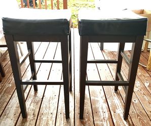 2 Black Top Bar Stools