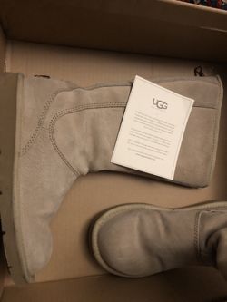 Ugg suede Wonen’s boots light beige color guaranteed genuine size 6 original $250