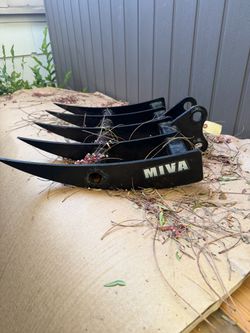 MIVA Mini Excavator Root Rake / Brush Grapple Attachment (1-2 Ton)