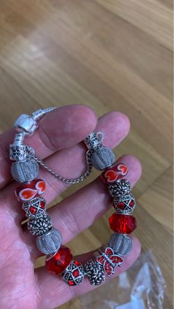 Charm bracelet