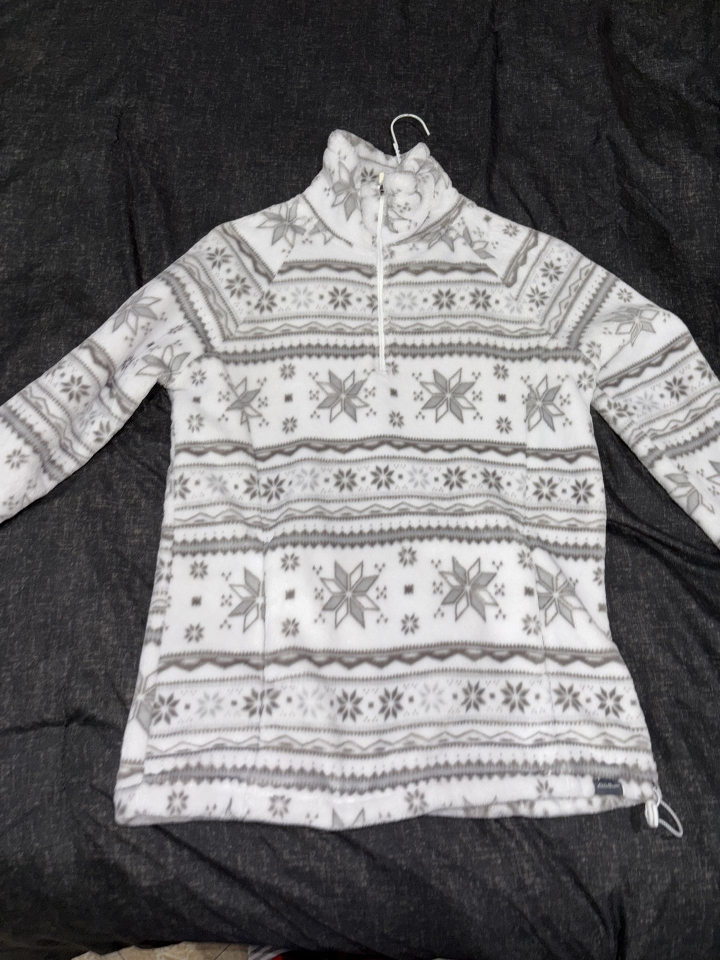Women’s EDDIE BAUER 1/4 Zip Snowflake Pattern Fleece Jacket