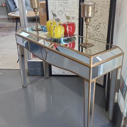 MIRROR CONSOLE TABLE WITH GOLD DETAILS 47x16x30H