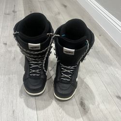 Snow Boots