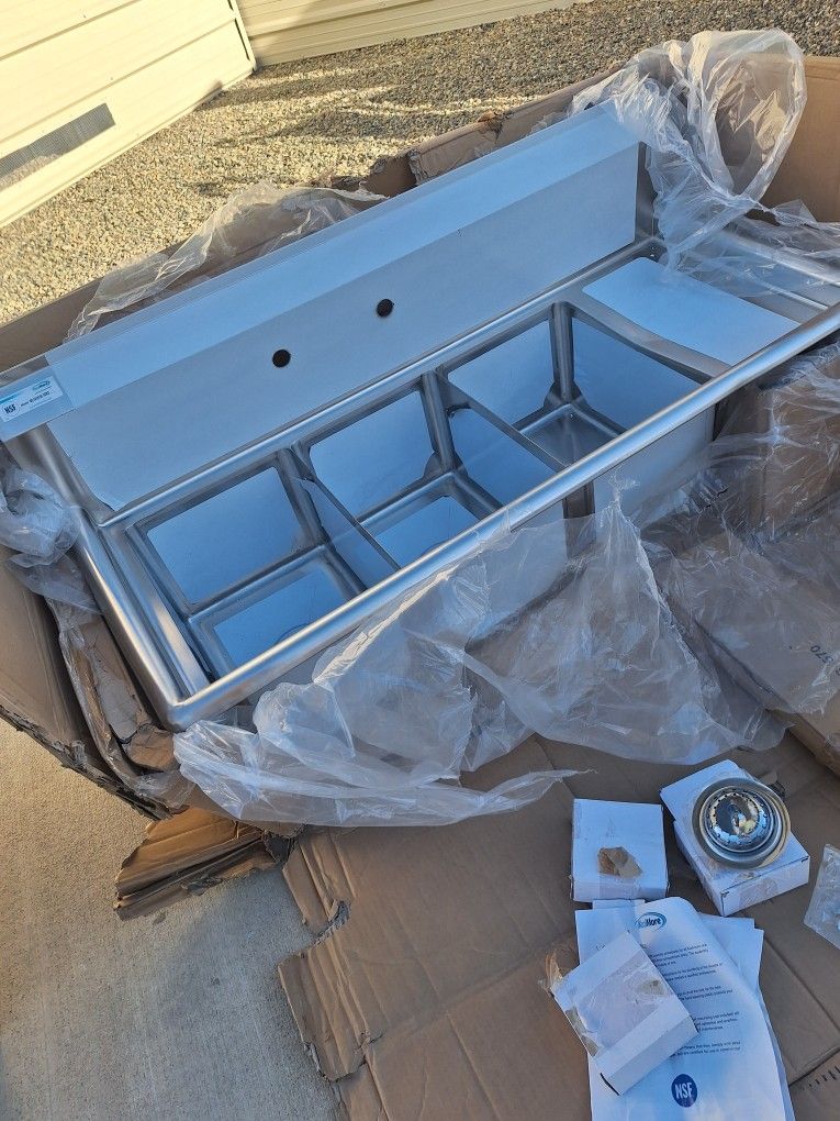 Koolmore SC121610-12R3 Three Compartment Stainless