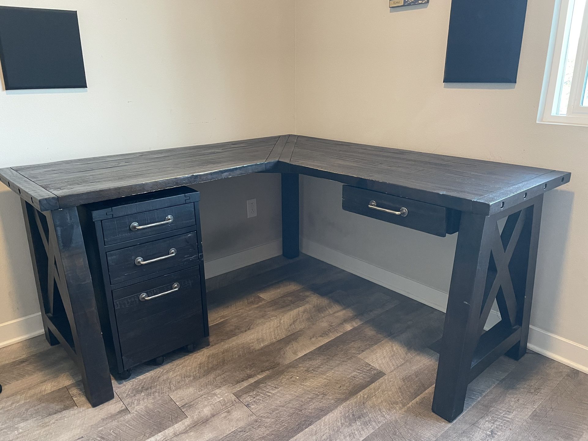 Wood Corner Desk And Cabinet