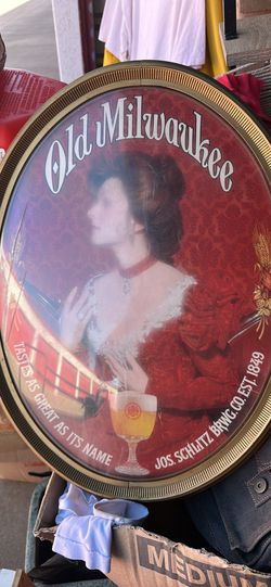 Vintage Old Milwaukee Beer Sign