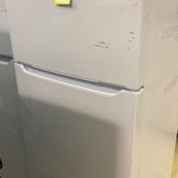 Frigidaire FFTRVW Refrigerator