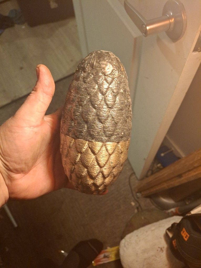 Giant 3d printed Dragon Egg