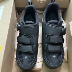 New In Box Specialized Bike Cleats Women’s 