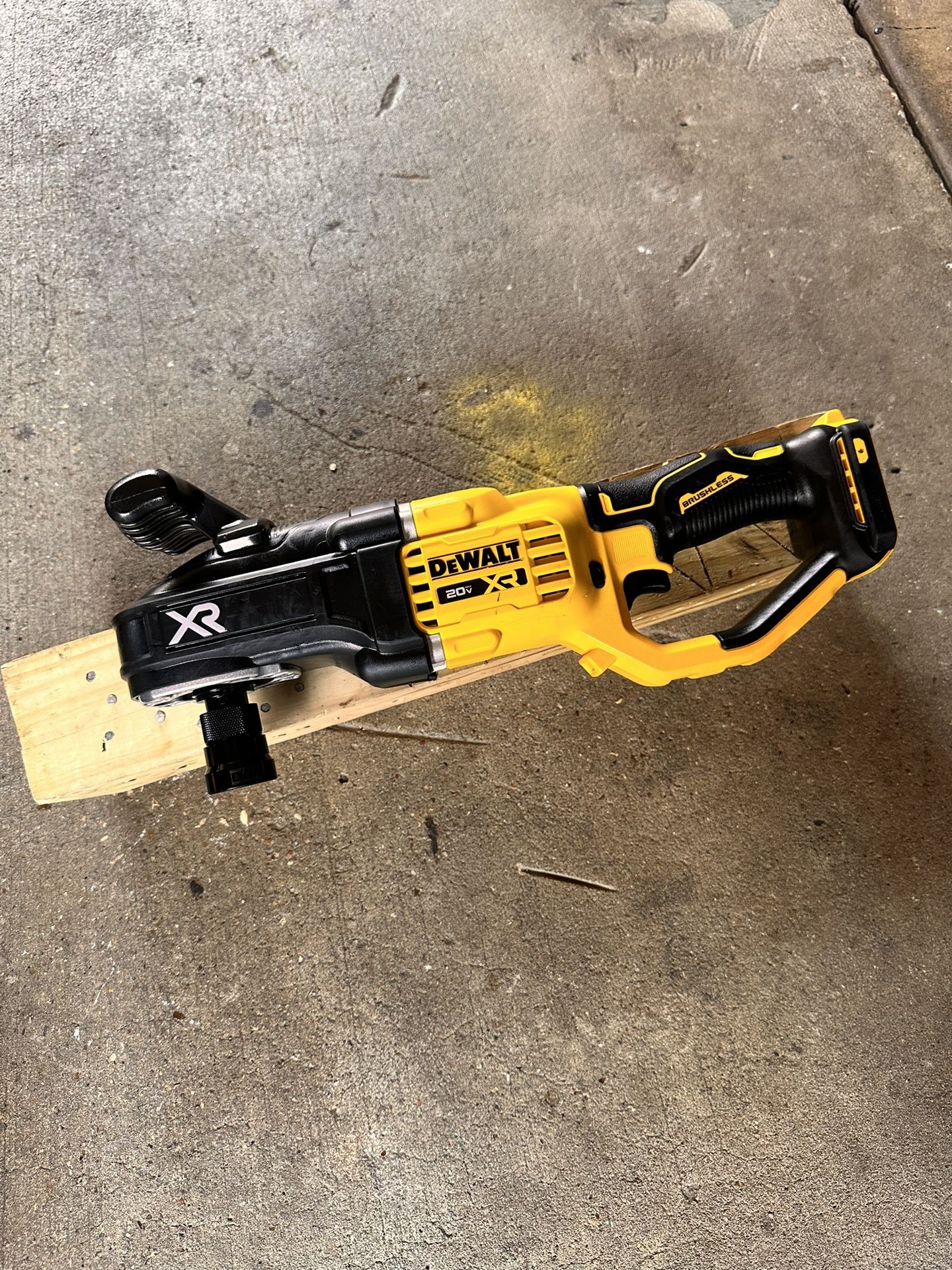 📌DEWALT XR POWER DETECT Stud Joist 20 volt Max 7/8 in Keyed