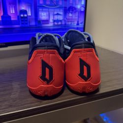 Duquesne Men LeBron PE’s 