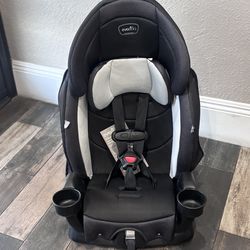 Only used once Car seat in good condition