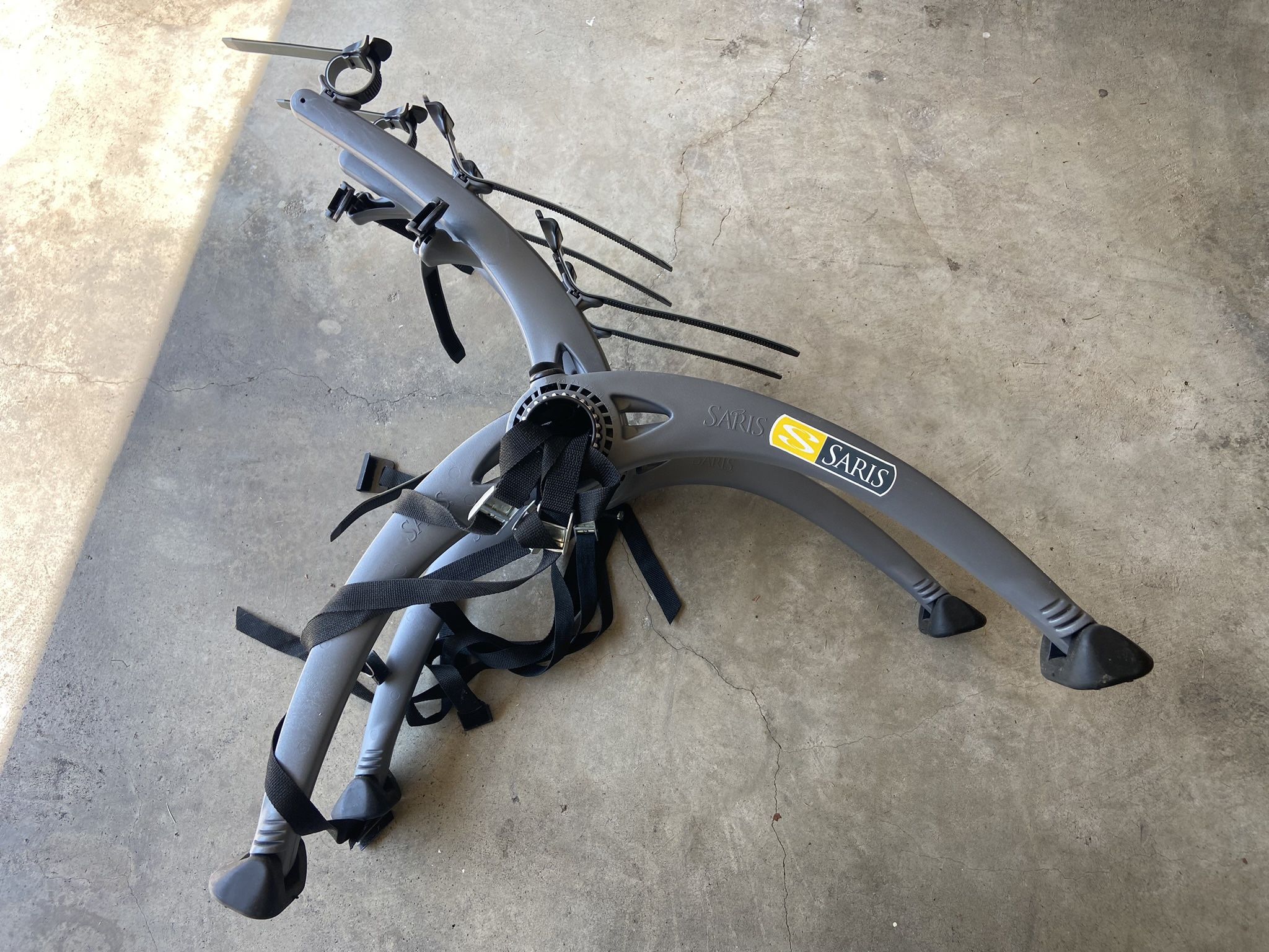 Saris Bones 3 bicycle rack