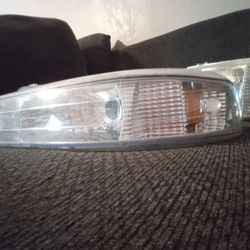 95-00 Chevy Headlights Top Bottom Lenses Clear 