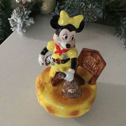 Vintage Schmid Disney Productions Bank Robber Cowgirl Minnie Mouse Music Box
