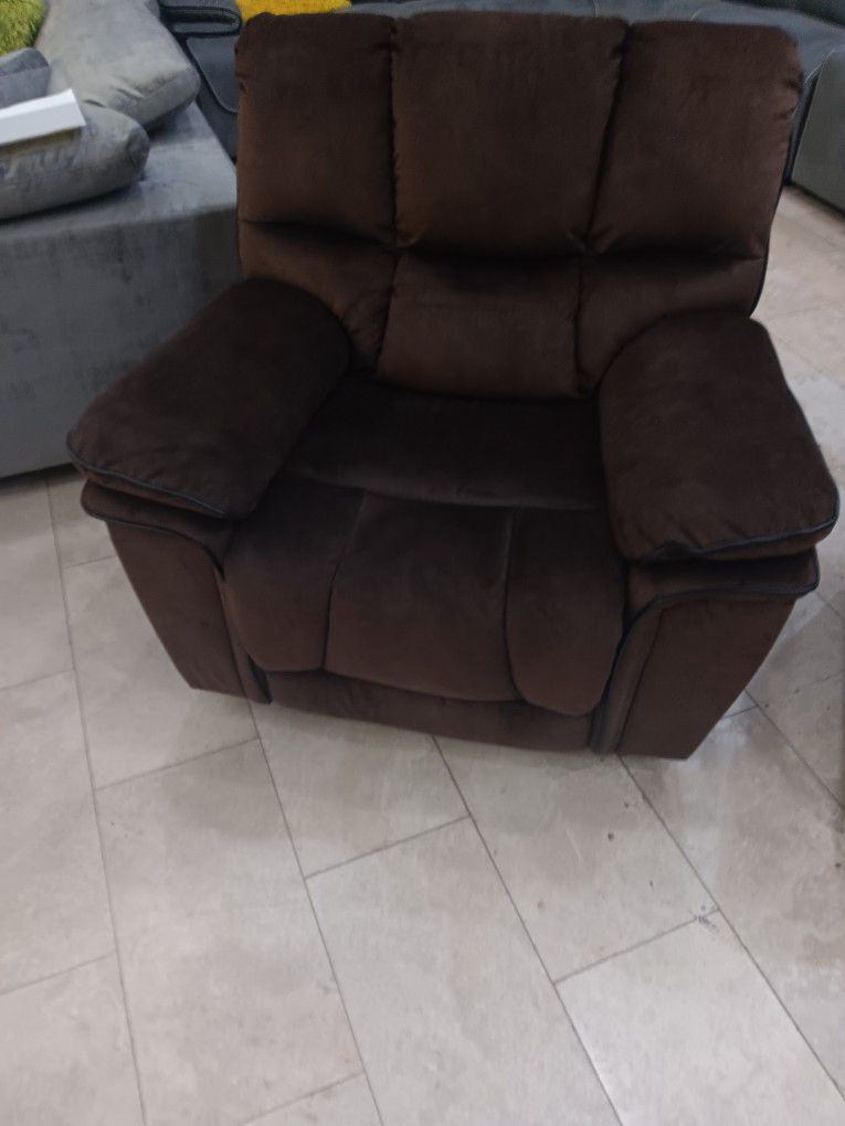*Ad Special*---Barcelona Cozy Brown Fabric Reclining Sofa/Chair Sets---Limited Inventory!!!---Delivery And Financing Available👌
