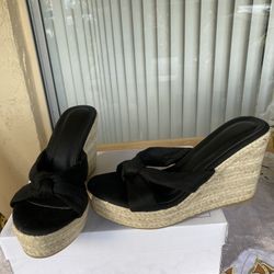 Black Sandals 