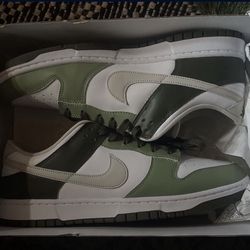 Sz 12 Nike dunks olive green