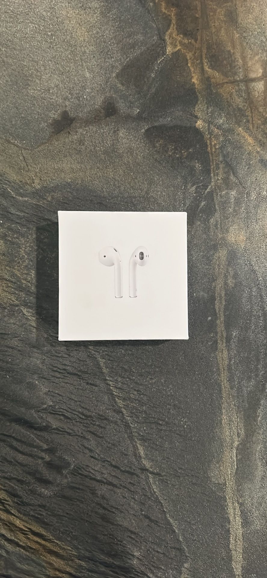 2nd Generation Apple AirPods
