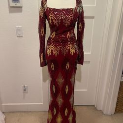 Sparkly Body Con Prom Dress