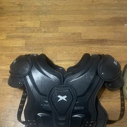 xL xenith football shoulder pads 