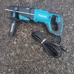Makita HR2641 SDS Roto Rotary Chipping Hammer Drill Almost New Condition (Tool Only) Many Other Tools. For Pick Up Fremont Seattle. No Low Ball/Trades