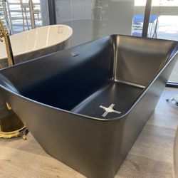 Bathtubs Different Sizes 