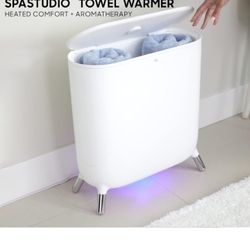Sharper Image SpaStudio Towel Warmer Holder, Heated Comfort + Aromatherapy, Large Capacity, Warms 3 Towels, Bath Sheets, Bath Robe, Auto Shutoff, Quic