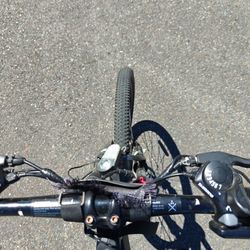 Swagtron mountain bike