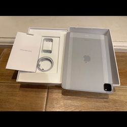 IPad Pro 11 Inch 4th gen 256gb WiFi New + 1 year warranty