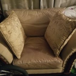 800 New Couches 