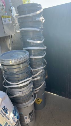 20Empty chlorine buckets with lids