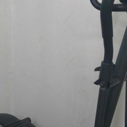 Gold's Gym Elliptical