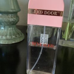 Elizabeth Arden Perfume Red Door Revealed  Thumbnail