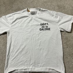 Gallery Dept T-shirt(size Small)