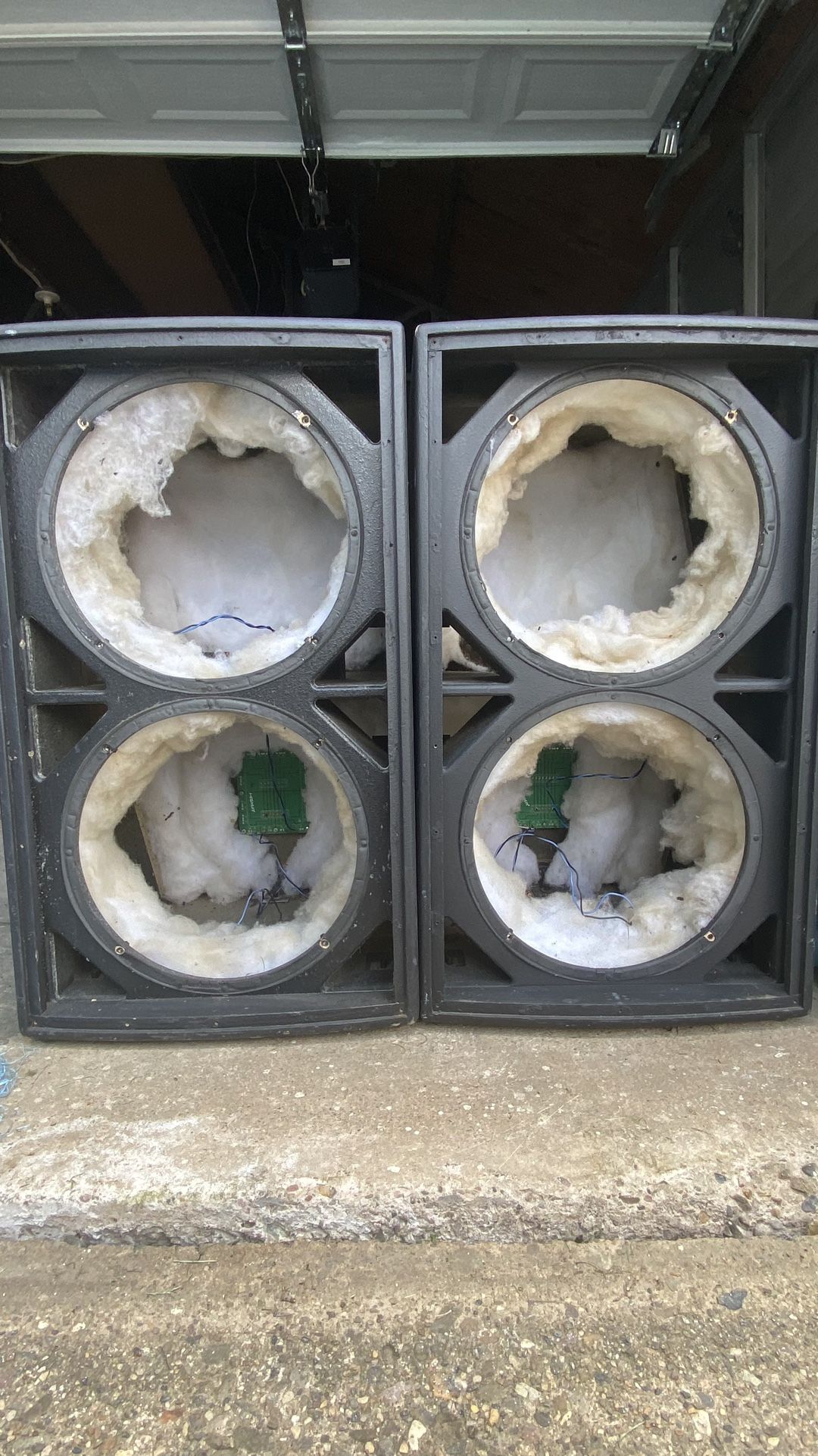 Speakers Bass Cabinets 2 EAW